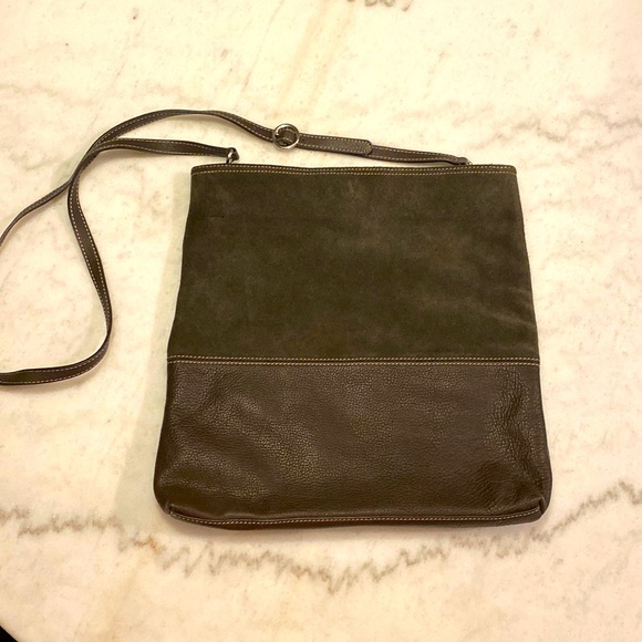 Beautiful Levenger leather and suede crossbody bag - Picture 2 of 10